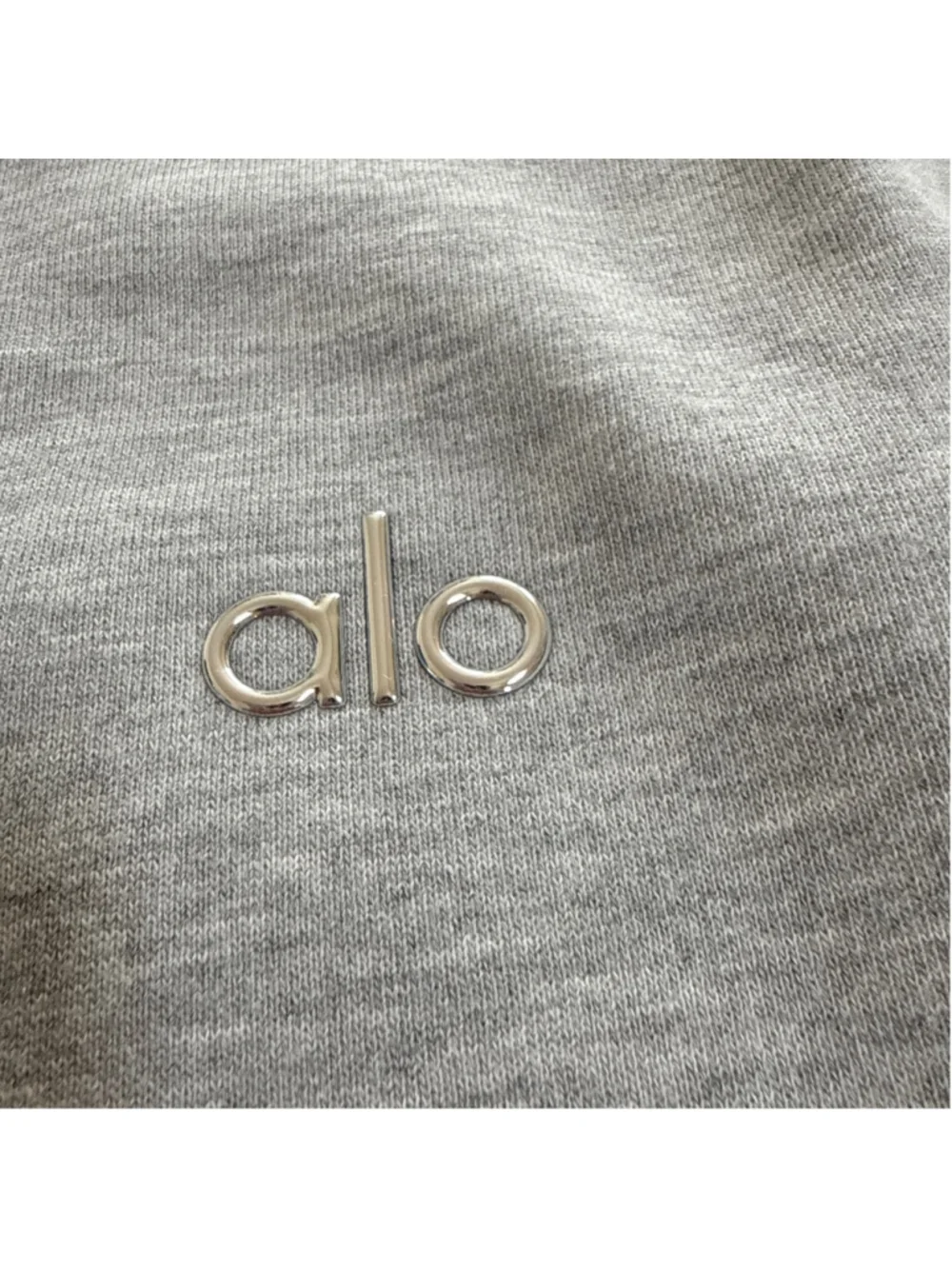 Alo Yoga Accolade Crew Neck Pullover Athletic Heather Grey S
